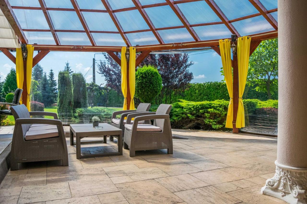 Rezydencja Elzbiecin Busko-Zdrój Exterior foto